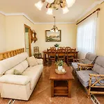 Будинок відпочинку Beachfront La Mata Торрев'єха