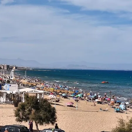 Vakantiehuis Beachfront La Mata *